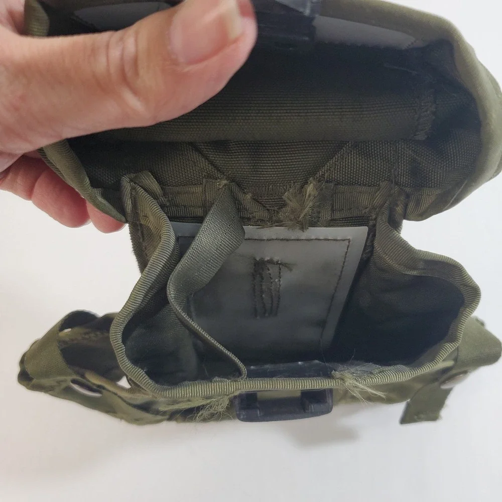US Army Ammo Pouch Canvas Vintage Military W/‎ Metal Belt Clips